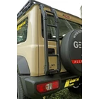 Kép 2/5 - Suzuki Jimny GJ Hátsó ajtóra szerelhető létra